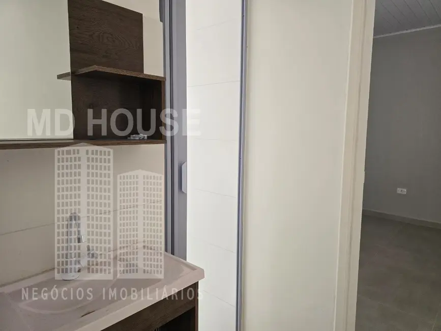 Casa com 3 quartos para alugar, 152m2 em Vila Mariana, São Paulo - SP - imagem 8 Foto 8 de Casa com 3 quartos para alugar, 152m2 em Vila Mariana, São Paulo - SP