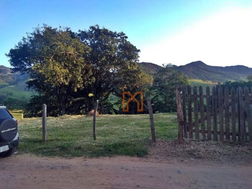 Foto 4 de Terreno / Lote à venda, 400m2 em Centro, Pirangucu - MG