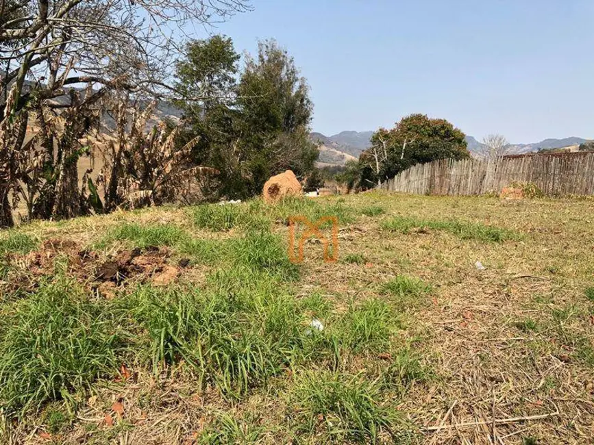 Foto 6 de Terreno / Lote à venda, 400m2 em Centro, Pirangucu - MG