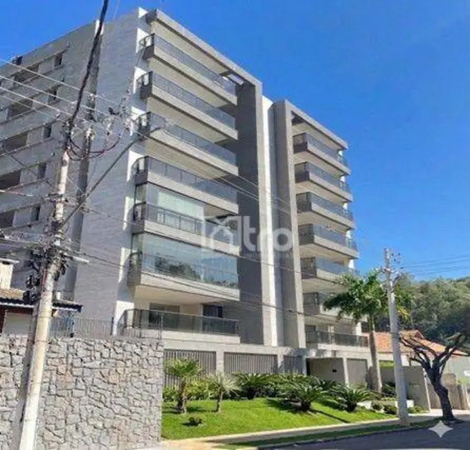 Apartamento com 3 quartos à venda, 211m2 em Centro, Itajuba - MG - imagem 1 Foto 1 de Apartamento com 3 quartos à venda, 211m2 em Centro, Itajuba - MG
