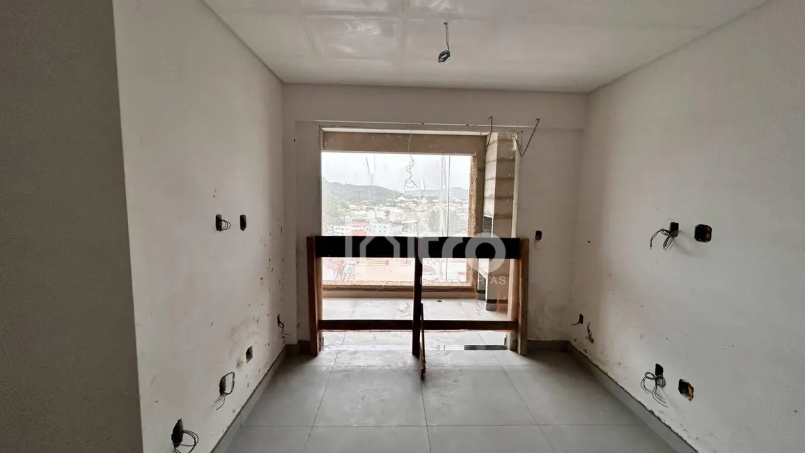 Foto 9 de Apartamento com 3 quartos à venda, 127m2 em Centro, Itajuba - MG