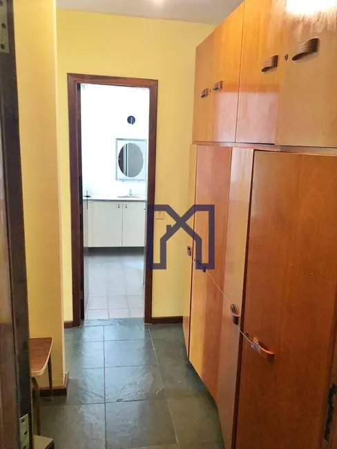 Apartamento com 3 quartos à venda, 176m2 em Centro, Itajuba - MG - imagem 4 Foto 4 de Apartamento com 3 quartos à venda, 176m2 em Centro, Itajuba - MG