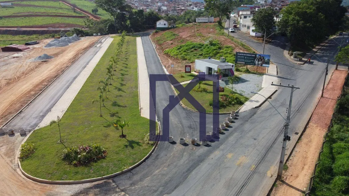 Foto 1 de Terreno / Lote à venda, 360m2 em Santa Rita Do Sapucai - MG