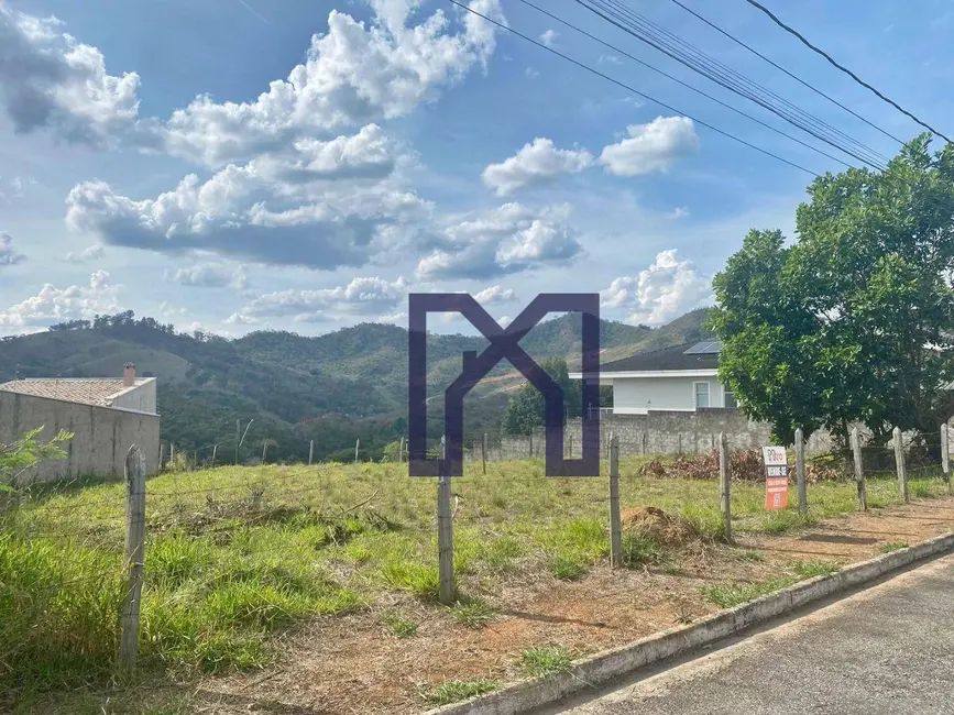 Foto 1 de Terreno / Lote à venda, 730m2 em Pinheirinho, Itajuba - MG