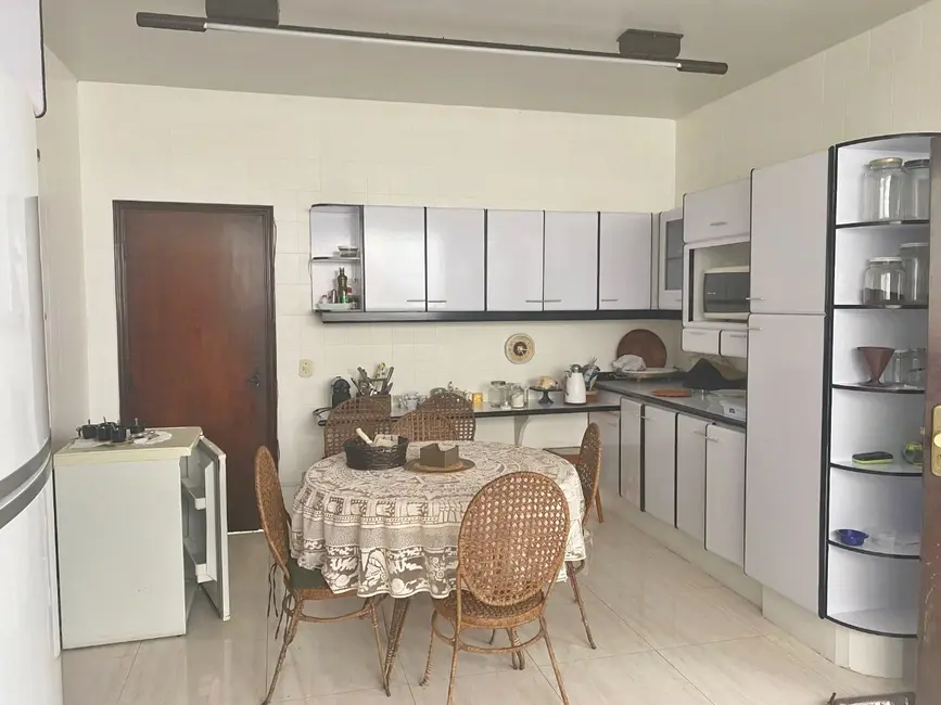 Casa com 6 quartos à venda, 415m2 em Pinheirinho, Itajuba - MG - imagem 3 Foto 3 de Casa com 6 quartos à venda, 415m2 em Pinheirinho, Itajuba - MG