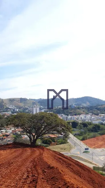 Foto 2 de Terreno / Lote à venda, 360m2 em Pinheirinho, Itajuba - MG