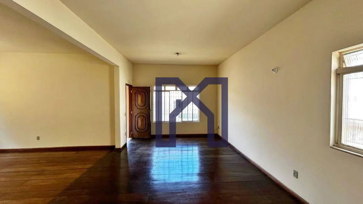 Casa com 6 quartos à venda, 501m2 em Varginha, Itajuba - MG - imagem 4 Foto 4 de Casa com 6 quartos à venda, 501m2 em Varginha, Itajuba - MG