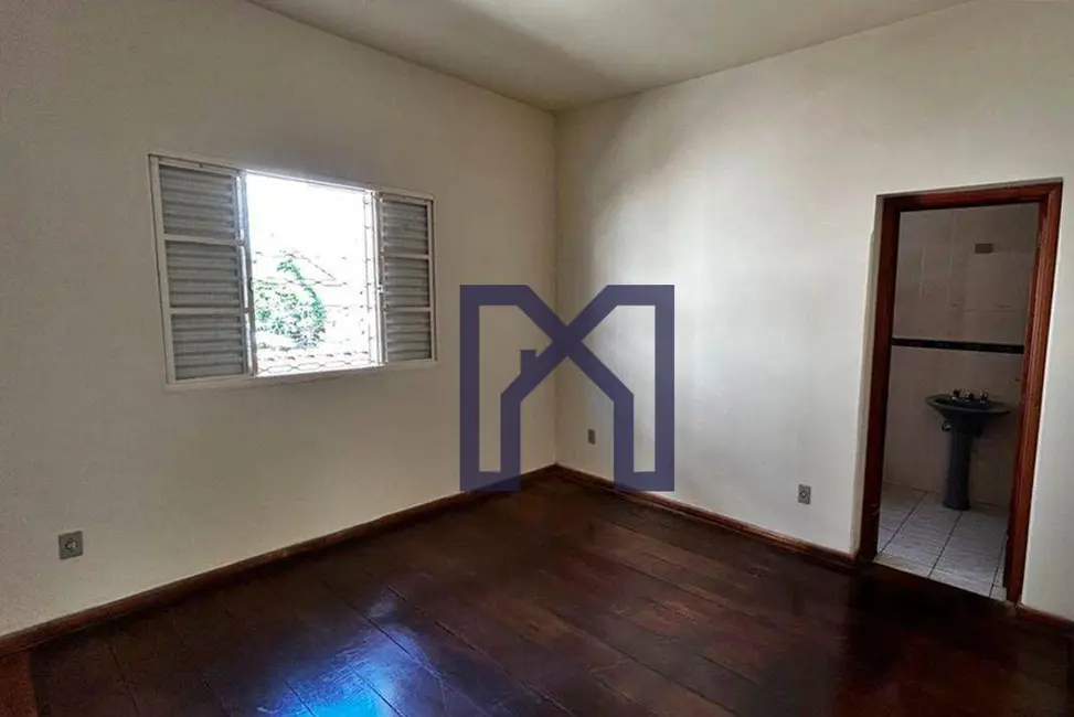 Casa com 6 quartos à venda, 501m2 em Varginha, Itajuba - MG - imagem 6 Foto 6 de Casa com 6 quartos à venda, 501m2 em Varginha, Itajuba - MG