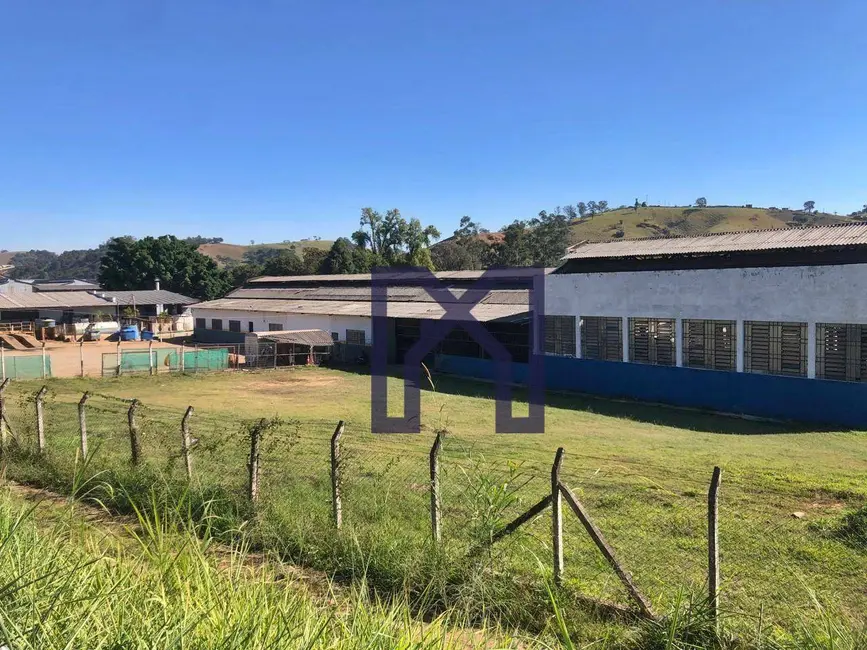 Foto 1 de Terreno / Lote à venda, 4400m2 em Distrito Industrial, Itajuba - MG