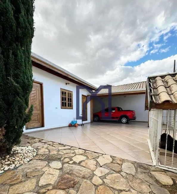 Foto 1 de Casa com 3 quartos à venda, 240m2 em São Sebastião, Itajuba - MG