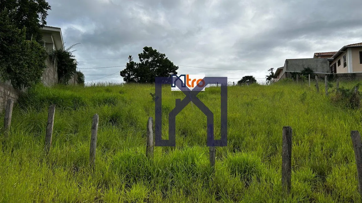 Foto 1 de Terreno / Lote à venda, 550m2 em Pinheirinho, Itajuba - MG