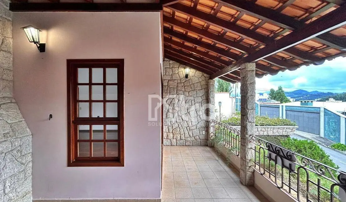 Casa com 4 quartos à venda, 700m2 em Pinheirinho, Itajuba - MG - imagem 9 Foto 9 de Casa com 4 quartos à venda, 700m2 em Pinheirinho, Itajuba - MG