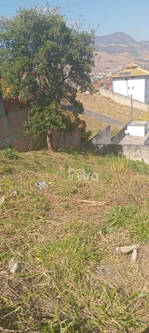 Foto 5 de Terreno / Lote à venda, 421m2 em Morro Chic, Itajuba - MG