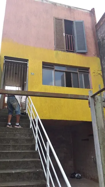 Sobrado com 2 quartos à venda, 125m2 em Parque Continental, Guarulhos - SP - imagem 4 Foto 4 de Sobrado com 2 quartos à venda, 125m2 em Parque Continental, Guarulhos - SP