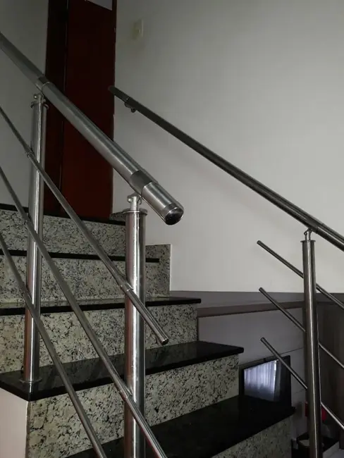 Sobrado com 3 quartos à venda, 136m2 em Vila Maranduba, Guarulhos - SP - imagem 2 Foto 2 de Sobrado com 3 quartos à venda, 136m2 em Vila Maranduba, Guarulhos - SP