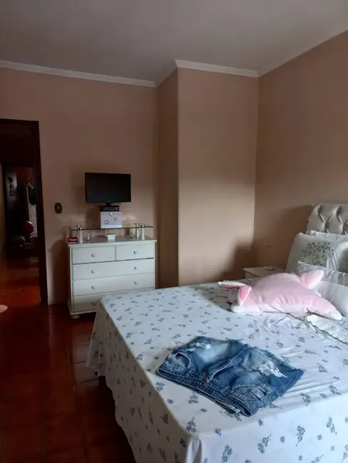 Foto 2 de Sobrado com 3 quartos à venda, 150m2 em Guarulhos - SP