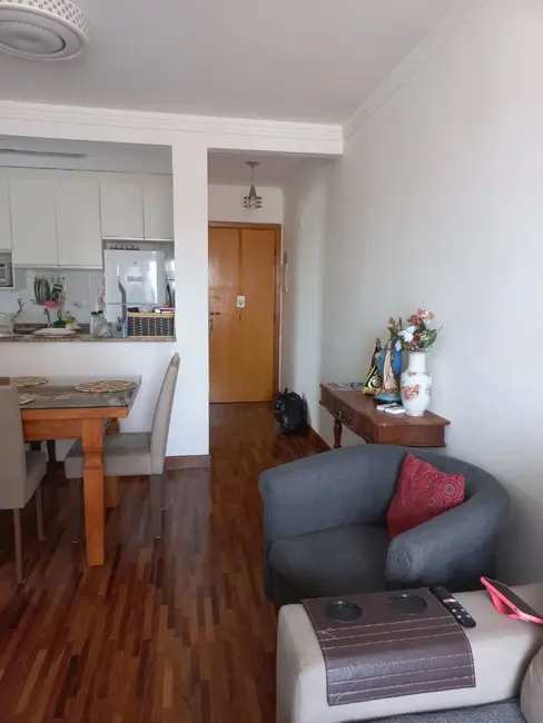 Apartamento com 3 quartos à venda, 70m2 em Vila Rio de Janeiro, Guarulhos - SP - imagem 4 Foto 4 de Apartamento com 3 quartos à venda, 70m2 em Vila Rio de Janeiro, Guarulhos - SP
