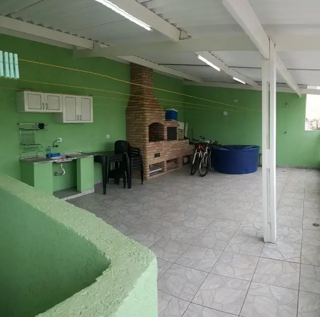 Sobrado com 2 quartos à venda, 218m2 em Vila Augusta, Guarulhos - SP - imagem 2 Foto 2 de Sobrado com 2 quartos à venda, 218m2 em Vila Augusta, Guarulhos - SP