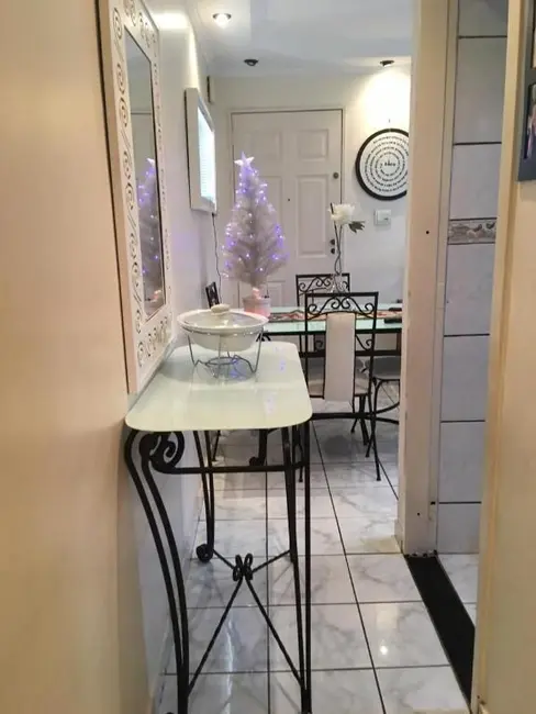 Foto 3 de Apartamento com 2 quartos à venda, 51m2 em Guarulhos - SP