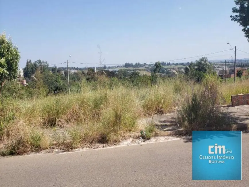 Foto 1 de Terreno / Lote à venda, 449m2 em Boituva - SP