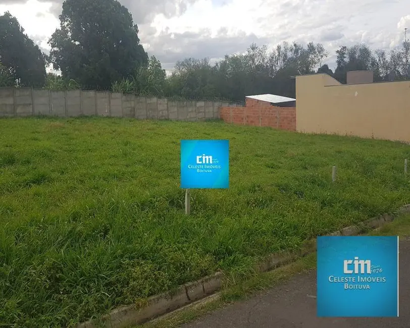 Foto 2 de Terreno / Lote à venda, 169m2 em Ipero - SP