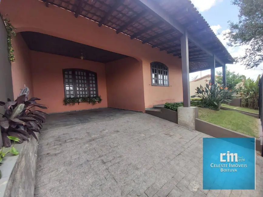 Foto 2 de Casa com 3 quartos à venda, 640m2 em Boituva - SP
