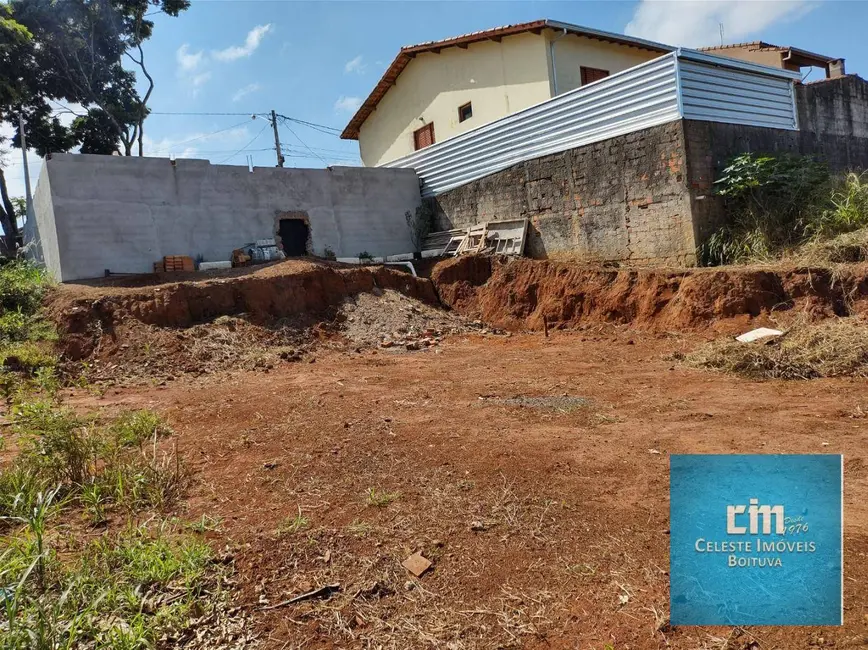 Foto 1 de Terreno / Lote à venda, 208m2 em Boituva - SP