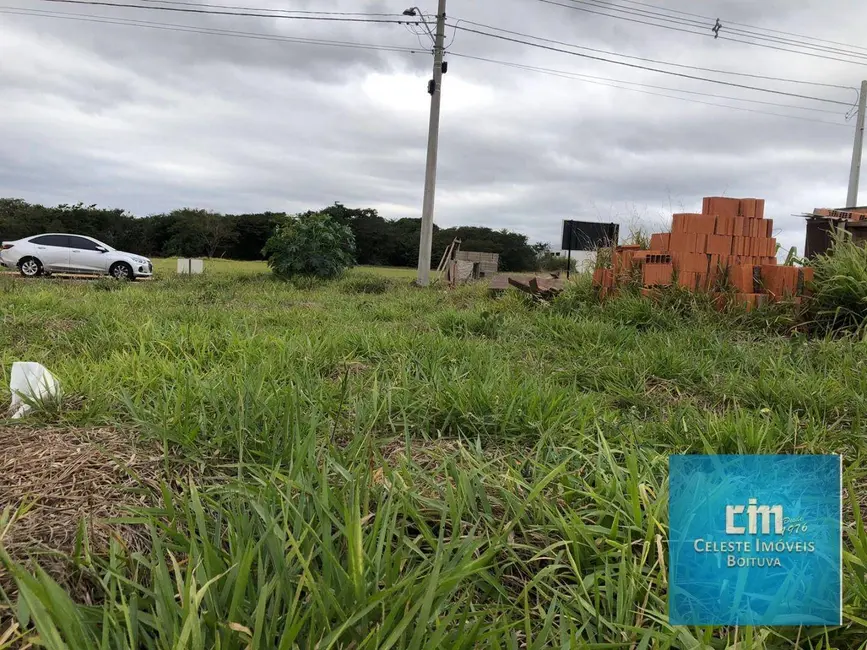 Foto 1 de Terreno / Lote à venda, 200m2 em Boituva - SP