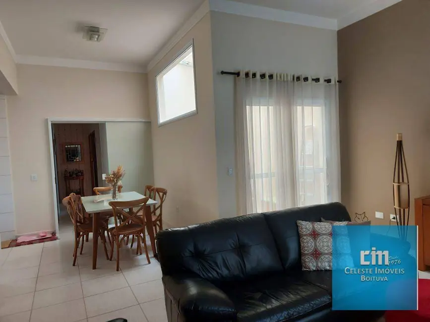 Foto 1 de Casa de Condomínio com 3 quartos à venda, 250m2 em Boituva - SP
