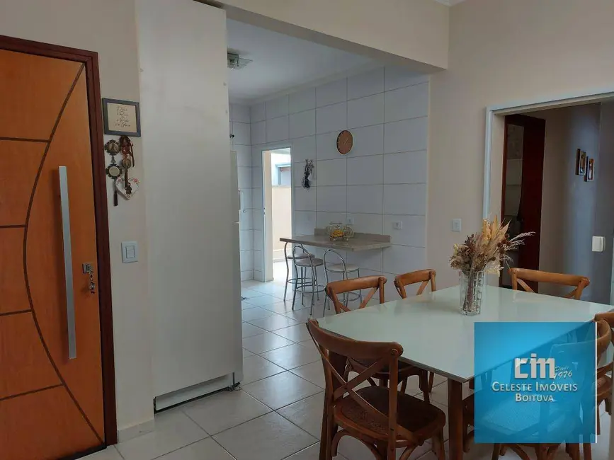 Foto 3 de Casa de Condomínio com 3 quartos à venda, 250m2 em Boituva - SP