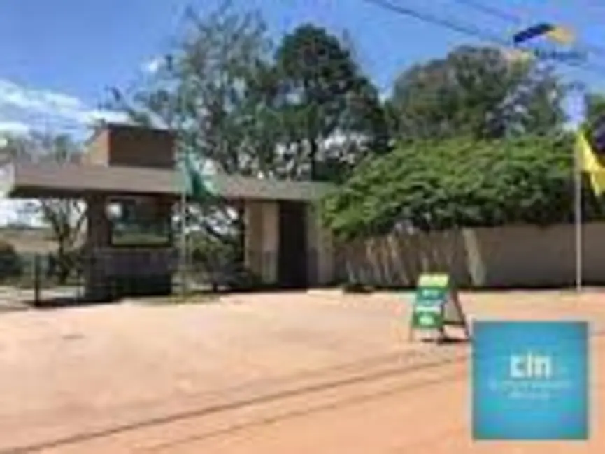 Foto 2 de Terreno / Lote à venda, 353m2 em Boituva - SP