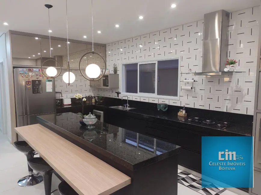 Foto 3 de Casa com 3 quartos à venda, 360m2 em Boituva - SP