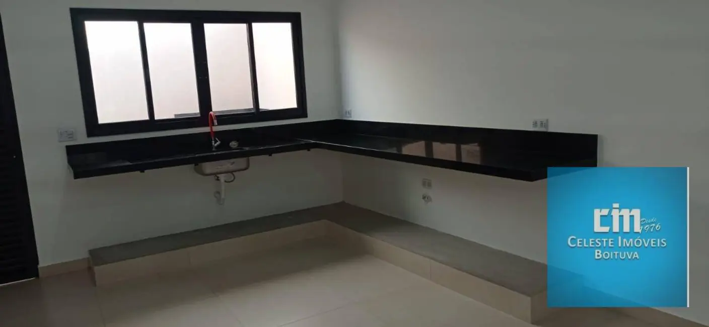 Foto 1 de Casa com 3 quartos à venda, 268m2 em Boituva - SP