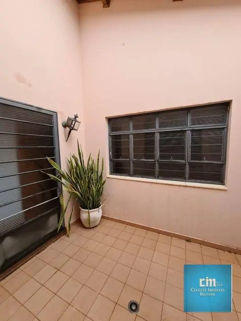 Casa com 3 quartos à venda, 378m2 em Centro, Tatui - SP - imagem 9 Foto 9 de Casa com 3 quartos à venda, 378m2 em Centro, Tatui - SP