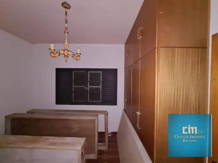 Casa com 3 quartos à venda, 378m2 em Centro, Tatui - SP - imagem 7 Foto 7 de Casa com 3 quartos à venda, 378m2 em Centro, Tatui - SP