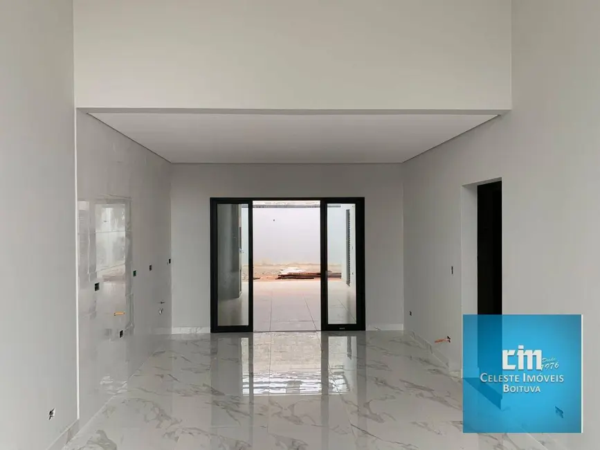 Foto 1 de Casa com 3 quartos à venda, 250m2 em Boituva - SP