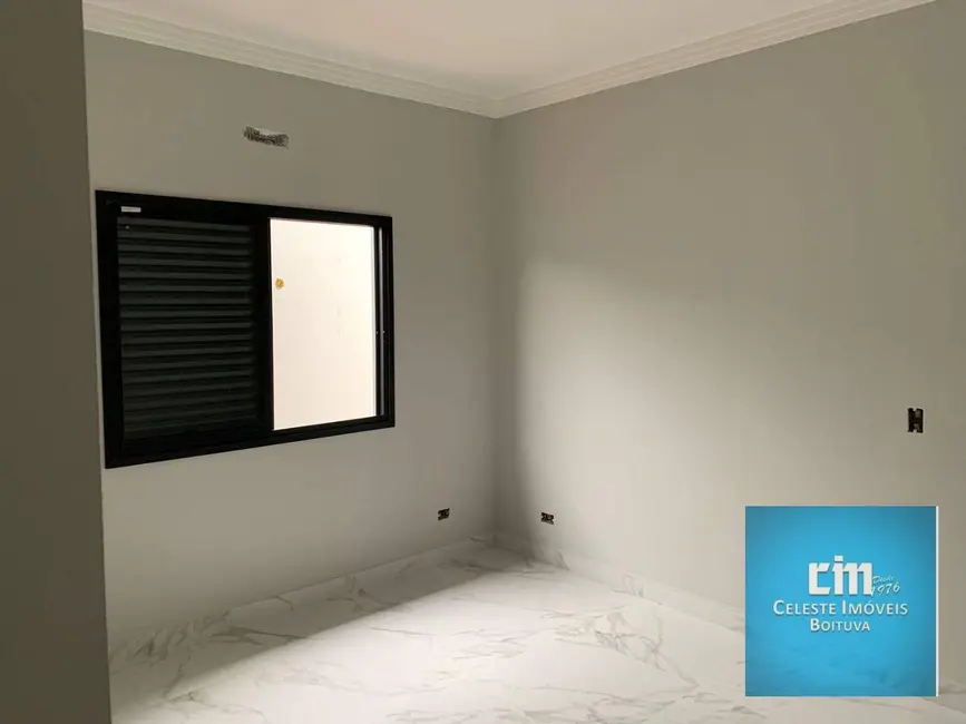 Foto 2 de Casa com 3 quartos à venda, 250m2 em Boituva - SP