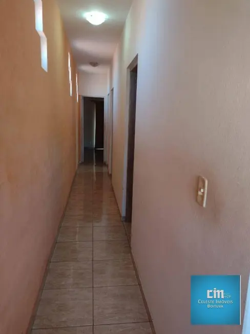 Foto 4 de Sobrado com 3 quartos à venda, 200m2 em Boituva - SP