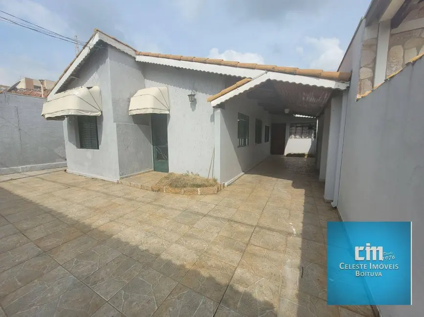 Foto 1 de Casa com 3 quartos à venda e para alugar, 250m2 em Boituva - SP