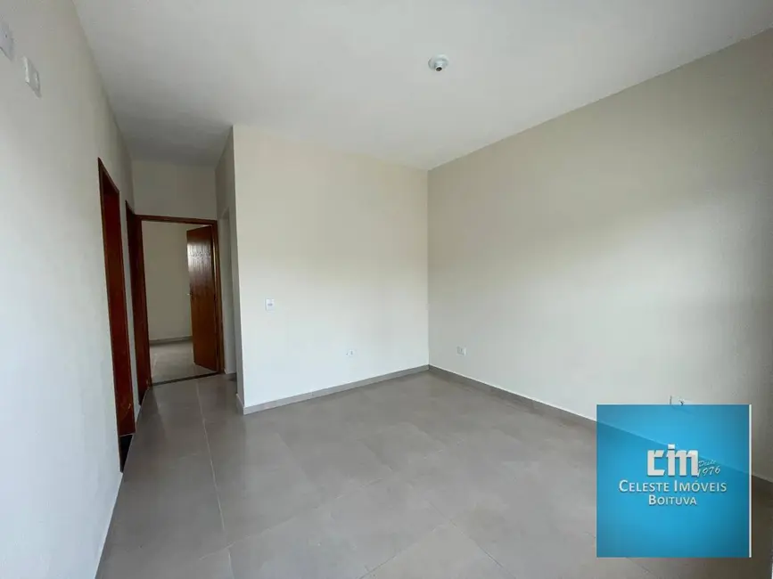 Foto 2 de Casa com 2 quartos à venda, 160m2 em Boituva - SP