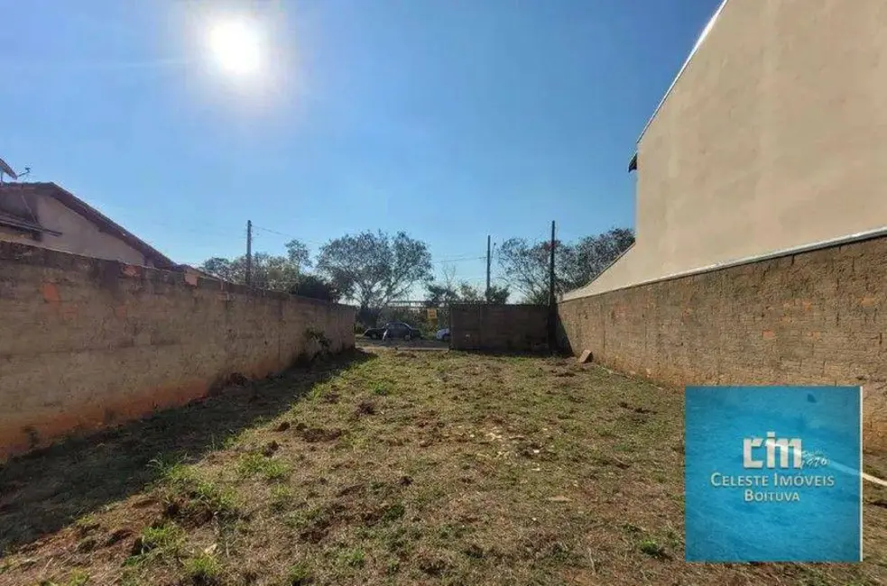 Foto 1 de Terreno / Lote à venda, 300m2 em Boituva - SP