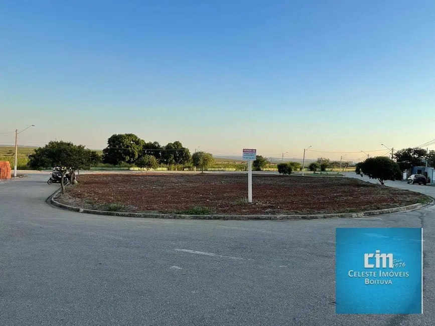 Foto 2 de Terreno / Lote à venda, 266m2 em Boituva - SP
