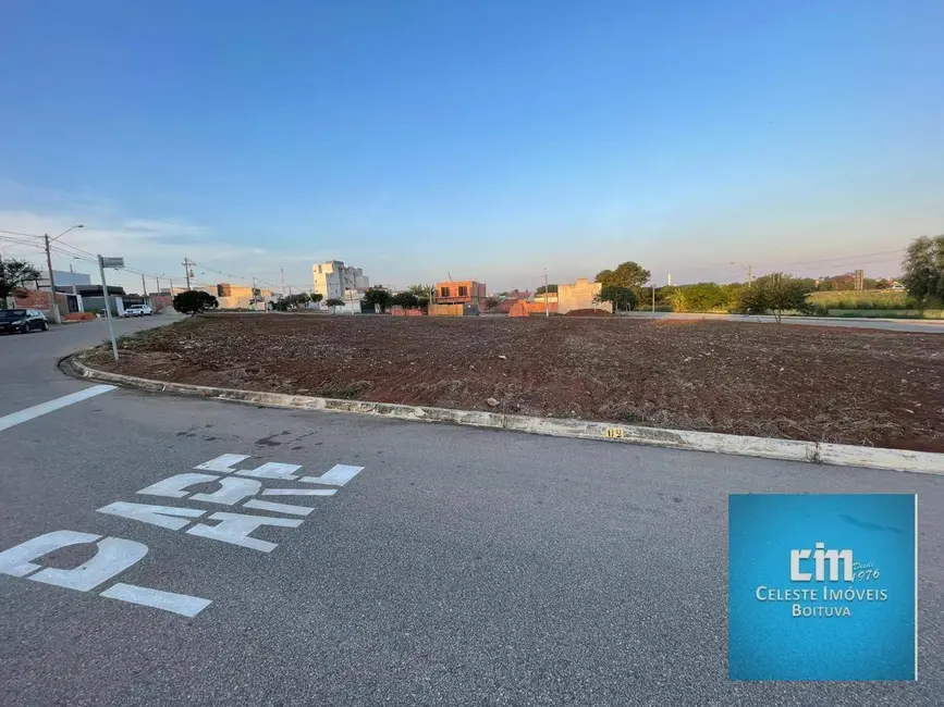 Foto 3 de Terreno / Lote à venda, 266m2 em Boituva - SP