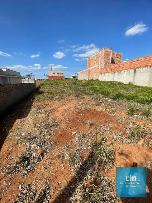 Foto 1 de Terreno / Lote à venda, 140m2 em Boituva - SP