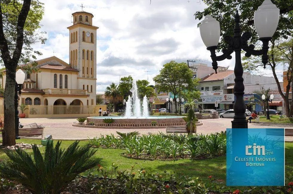Foto 3 de Terreno / Lote à venda, 200m2 em Boituva - SP