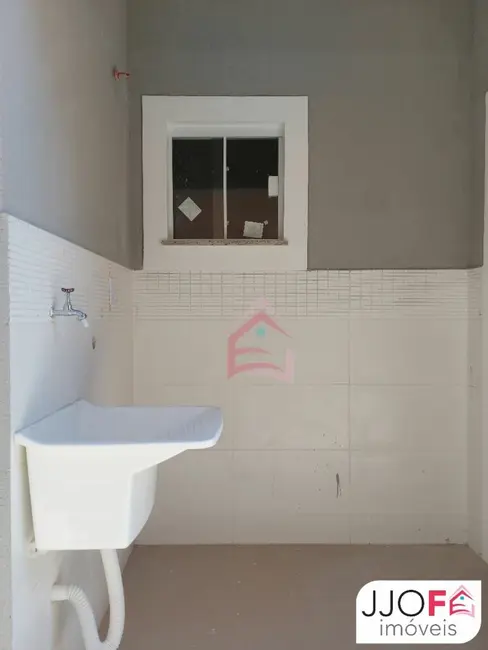 Foto 4 de Casa com 2 quartos à venda, 76m2 em Jardim Atlântico Central (Itaipuaçu), Marica - RJ