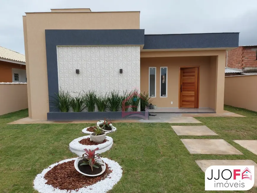 Foto 1 de Casa com 3 quartos à venda, 100m2 em Marica - RJ