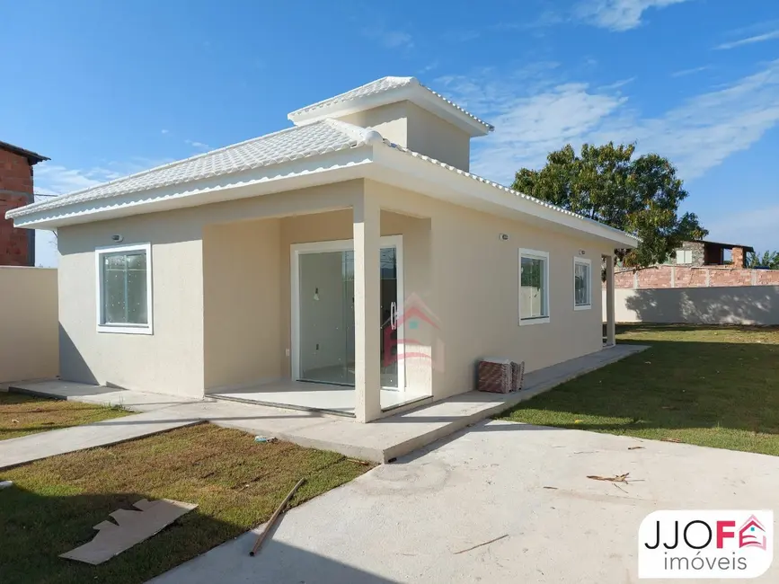 Foto 1 de Casa com 3 quartos à venda, 108m2 em Jardim Atlântico Leste (Itaipuaçu), Marica - RJ