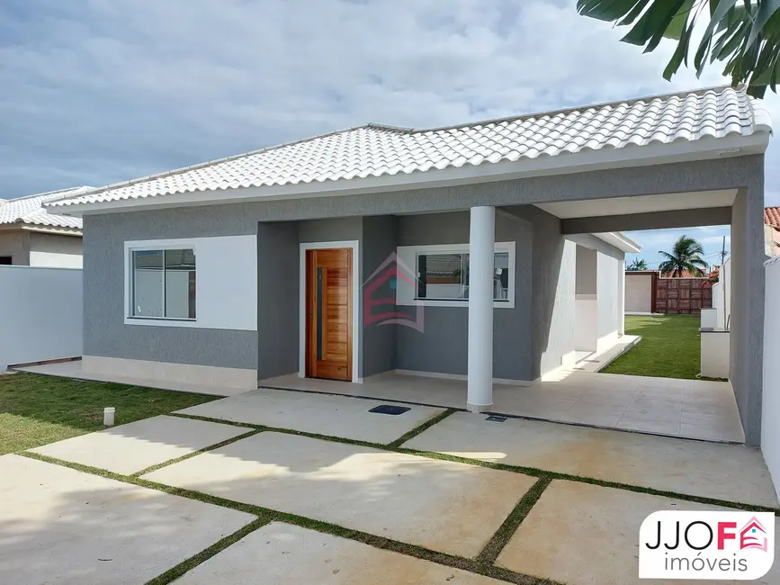 Foto 2 de Casa com 3 quartos à venda, 133m2 em Marica - RJ