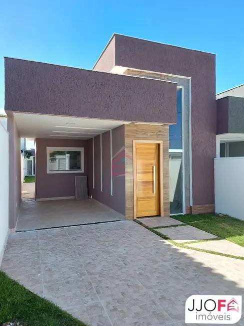 Foto 2 de Casa com 2 quartos à venda, 109m2 em Jardim Atlântico Central (Itaipuaçu), Marica - RJ